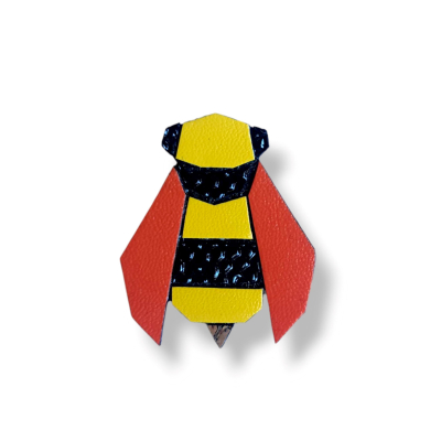 Broche cuir végétal - Mireille l'abeille
