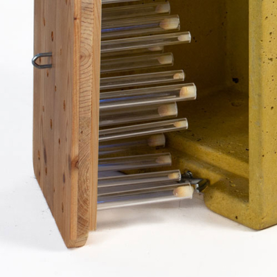 Ruche à insectes encastrable Schwegler avec porte amovible