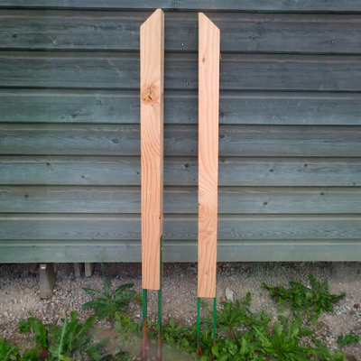 Piètement bois avec platines pour hôtel à insectes géant