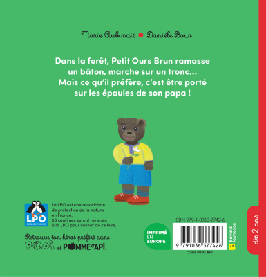 Petit Ours Brun se promène en forêt