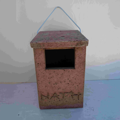 Nichoir à rougequeue semi-ouvert en béton de bois
